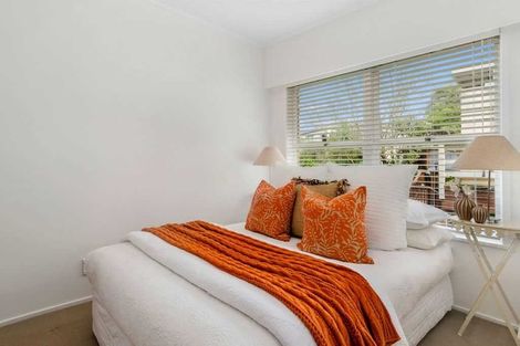 Photo of property in 1/58 Arran Road, Browns Bay, Auckland, 0630