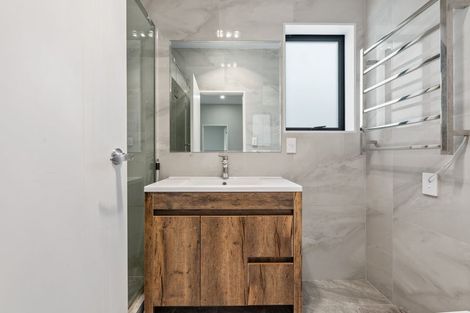 Photo of property in 5 Sapwood Crescent, Takanini, 2110