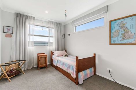 Photo of property in 43 Excelsa Place, Papamoa Beach, Papamoa, 3118