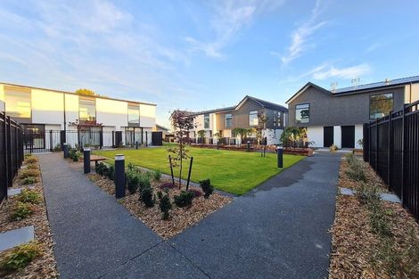 Photo of property in 5/10 New Brighton Road, Shirley, Christchurch, 8061