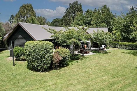 Photo of property in 208 Mapara Road, Acacia Bay, Taupo, 3385