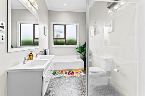 Photo of property in 76 Albert Street, Saint Clair, Dunedin, 9012