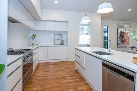 Photo of property in 12 Kentwood Place, Flagstaff, Hamilton, 3210