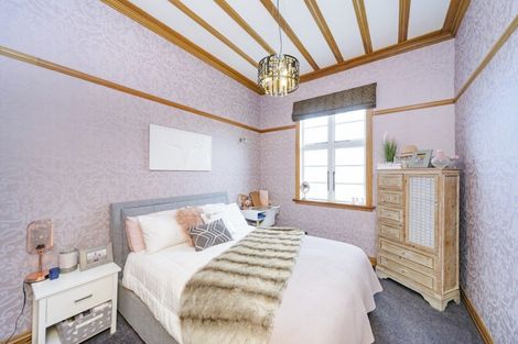 Photo of property in 5 Queen Street, Feilding, 4702