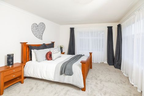 Photo of property in 16 Willowfield Place, Pukete, Hamilton, 3200