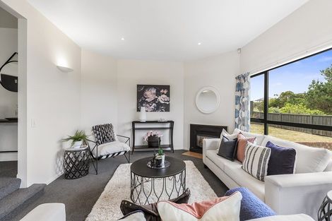 Photo of property in 11 Waterhouse Drive, Brooklyn, Wellington, 6021