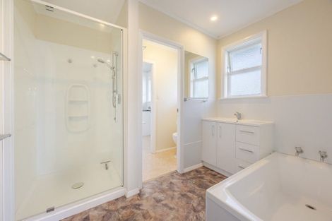 Photo of property in 1011 Saint Aubyn Street West, Saint Leonards, Hastings, 4120
