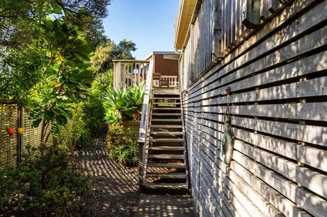 Photo of property in 16 Greenview Drive, Mangawhai Heads, Mangawhai, 0505