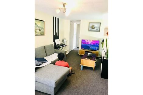 Photo of property in 2/16 Barneys Farm Road, Clendon Park, Auckland, 2103