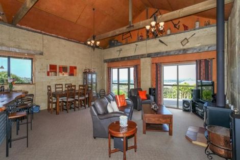 Photo of property in 186 Settlement Road, Papakura, 2110