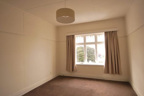 Photo of property in 158 Oriental Parade, Oriental Bay, Wellington, 6011