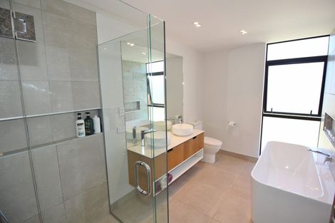 Photo of property in 16 Larch Crescent, Alexandra, 9320