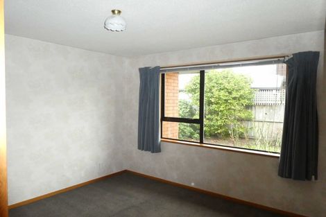 Photo of property in 2/32 Hanrahan Street, Upper Riccarton, Christchurch, 8041