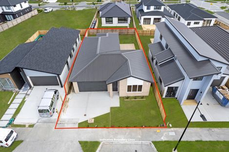 Photo of property in 33 Kaitiaki Drive, Clarks Beach, 2122
