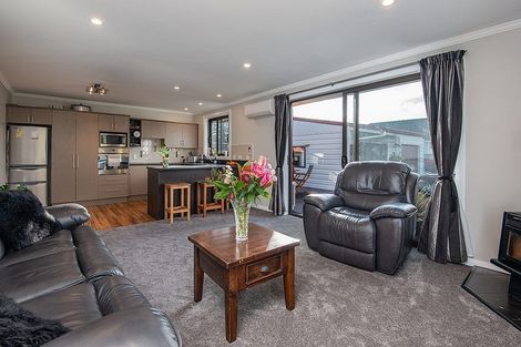 Photo of property in 6 Doon Street, Mosgiel, 9024