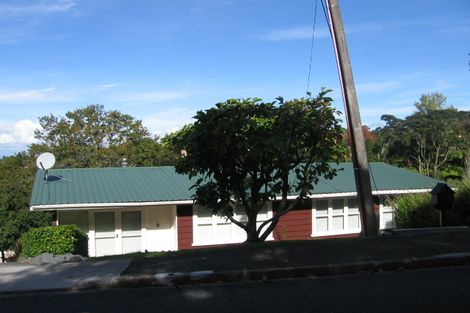 Photo of property in 206 Old Titirangi Road, Titirangi, Auckland, 0604