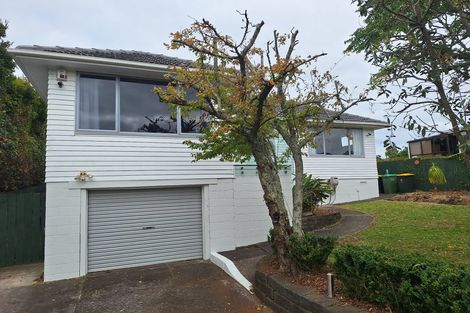 Photo of property in 137 Reeves Road, Pakuranga Heights, Auckland, 2010