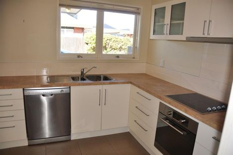 Photo of property in 1/14a Penhelig Place, Burnside, Christchurch, 8053