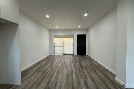 Photo of property in 296d Royal Road, Massey, Auckland, 0614