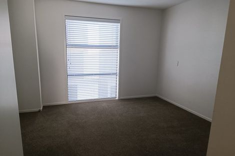 Photo of property in 4/47a Huntington Drive, Huntington Park, Auckland, 2013