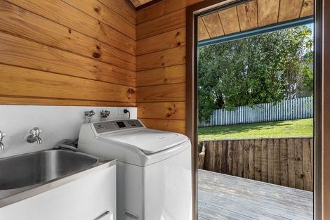 Photo of property in 375 Welcome Bay Road, Welcome Bay, Tauranga, 3112