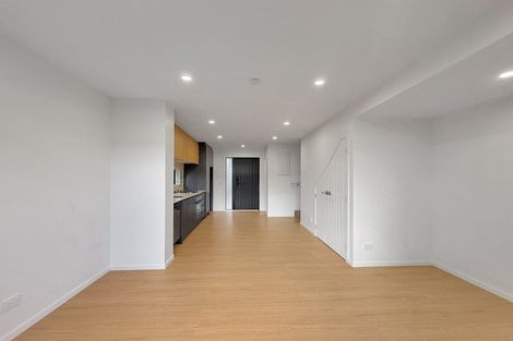 Photo of property in 5/6 Victoria Street, Ebdentown, Upper Hutt, 5018