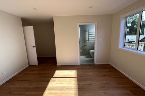 Photo of property in 62a Vandeleur Avenue, Birkdale, Auckland, 0626