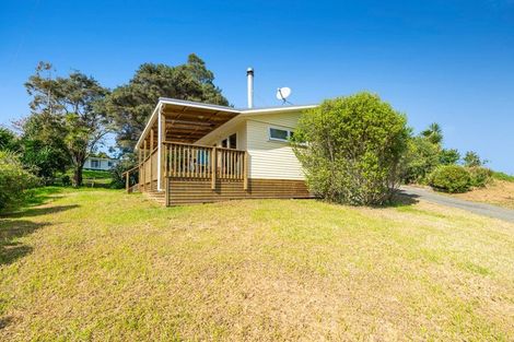 Photo of property in 207 Mangakura Road, Helensville, 0875