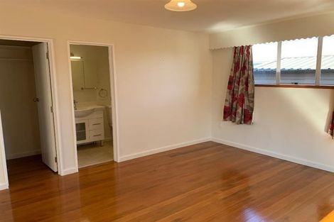 Photo of property in 143 Kendal Avenue, Burnside, Christchurch, 8053