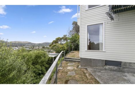 Photo of property in 19 Summit Road, Fairfield, Lower Hutt, 5011