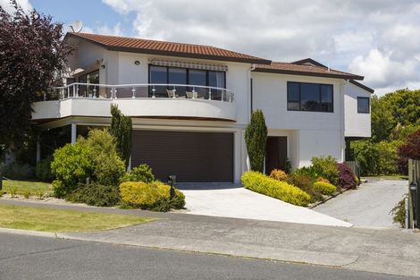 Photo of property in 25 Harvey Street, Waipahihi, Taupo, 3330