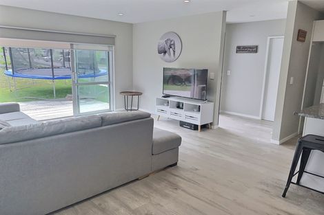 Photo of property in 6 Michelia Lane, Kaukapakapa, Helensville, 0875