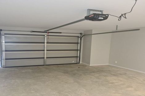 Photo of property in 2 Tai Lane, Whitby, Porirua, 5024