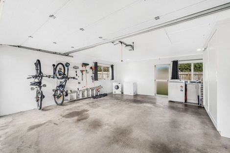 Photo of property in 1/12 Marbeth Court, Botany Downs, Auckland, 2010