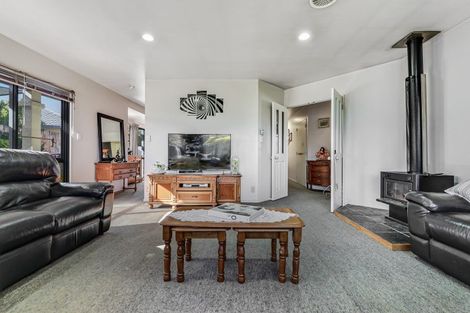 Photo of property in 21 Ayrshire Drive, Grandview Heights, Hamilton, 3200