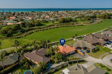 Photo of property in 56 Carrington Drive, Papamoa Beach, Papamoa, 3118