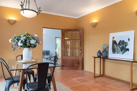 Photo of property in 114 Hinakura Road, Martinborough, Carterton, 5784