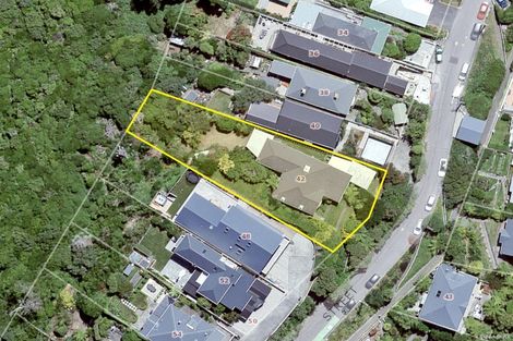 Photo of property in 42 Karepa Street, Brooklyn, Wellington, 6021