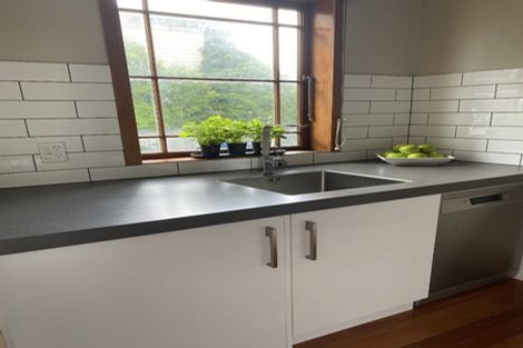 Photo of property in 1/12 Murphy Street, Thorndon, Wellington, 6011