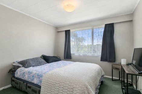 Photo of property in 18b Reese Jones Grove, Maungaraki, Lower Hutt, 5010