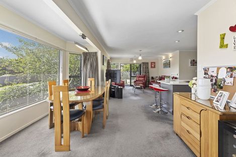 Photo of property in 95 Woodman Drive, Tawa, Wellington, 5028