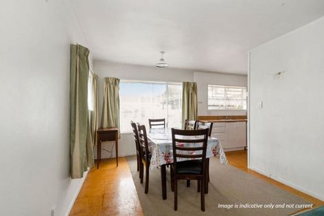 Photo of property in 2/15 Gloaming Place, Conifer Grove, Takanini, 2112