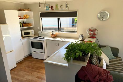 Photo of property in 307b Given Avenue, Whangamata, 3620