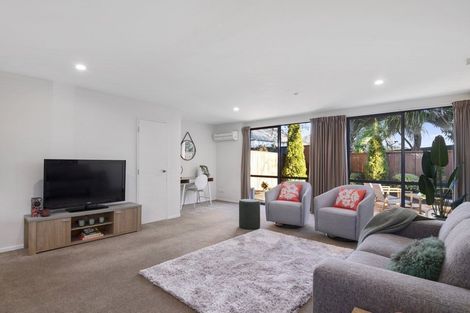 Photo of property in 10 Rochdale Way, Stoke, Nelson, 7011