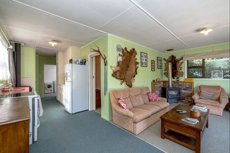 Photo of property in 67 Whangaimoana Beach Road, Whangaimoana, Pirinoa, 5772