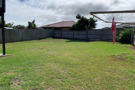 Photo of property in 16 Secoia Crescent, Mangere, Auckland, 2022