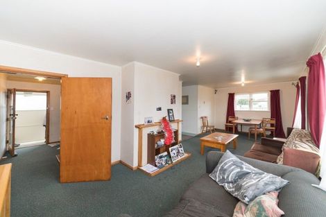 Photo of property in 34-40 Farnham Avenue, Highbury, Palmerston North, 4412