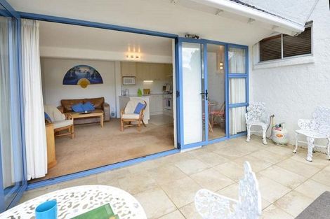 Photo of property in 2e Weranui Road, Waiwera, Orewa, 0994