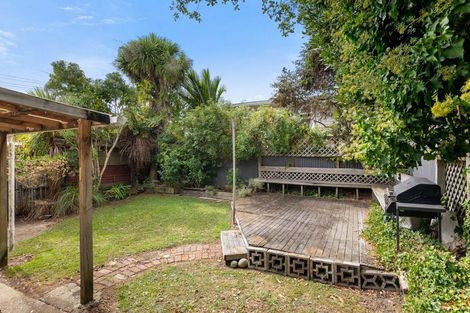 Photo of property in 90 Wellington Street, Picton, 7220