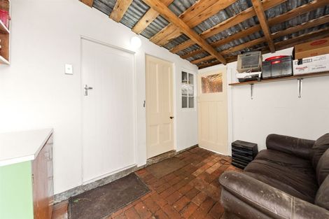 Photo of property in 5 Alexander Street, Ohingaiti, Hunterville, 4785